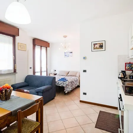 Fiere Studio Con Parcheggio E Balcone *